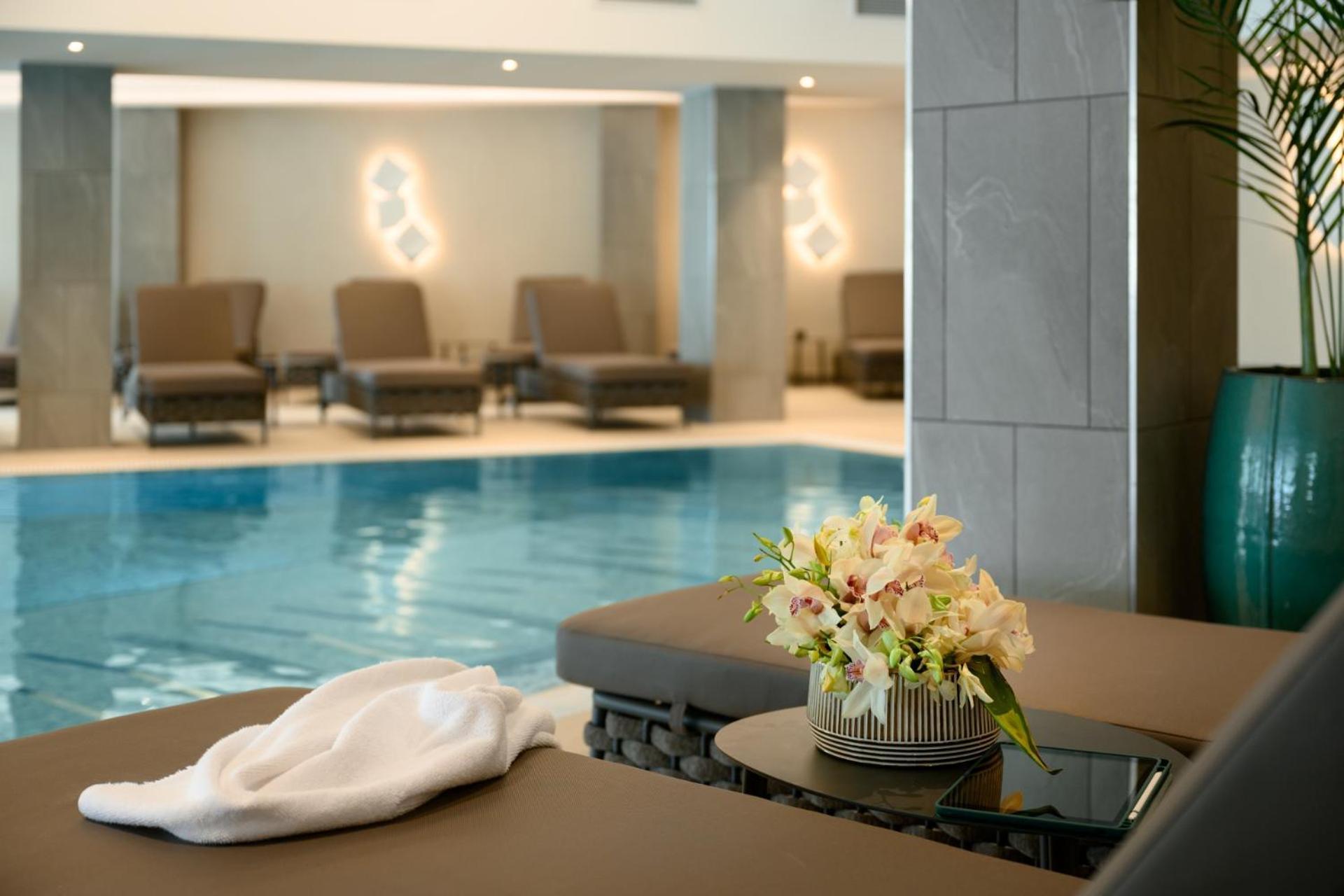 Kenese Bay Garden Resort & Conference バラトンケネシェ エクステリア 写真